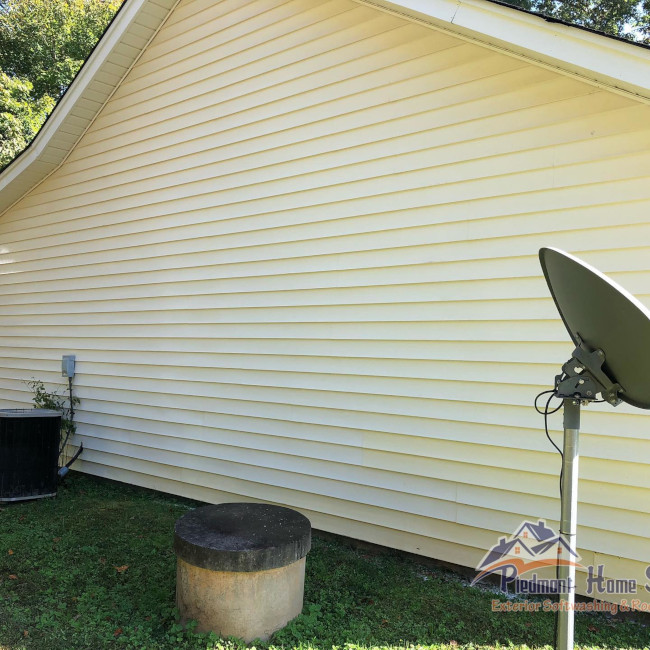 Vinyl Siding Cleaning, WinstonSalem Piedmont Home Services [Video]